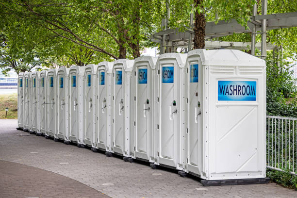Portable Toilet Options We Offer in Kings Park West, VA